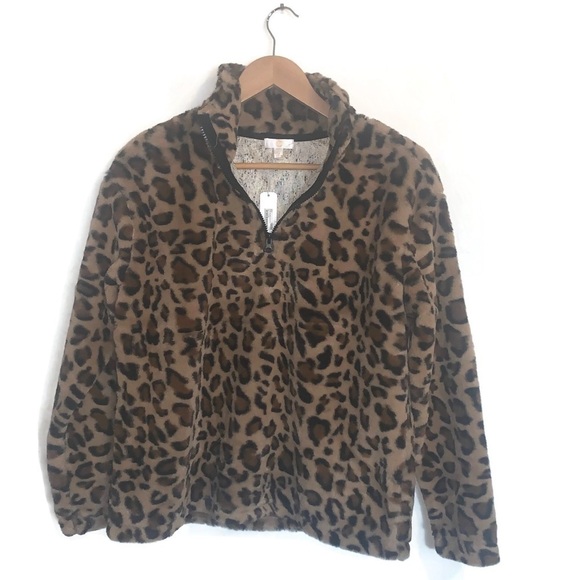 NWT Charming Charlie Animal Print 3/4 zip Sweater - Picture 1 of 4